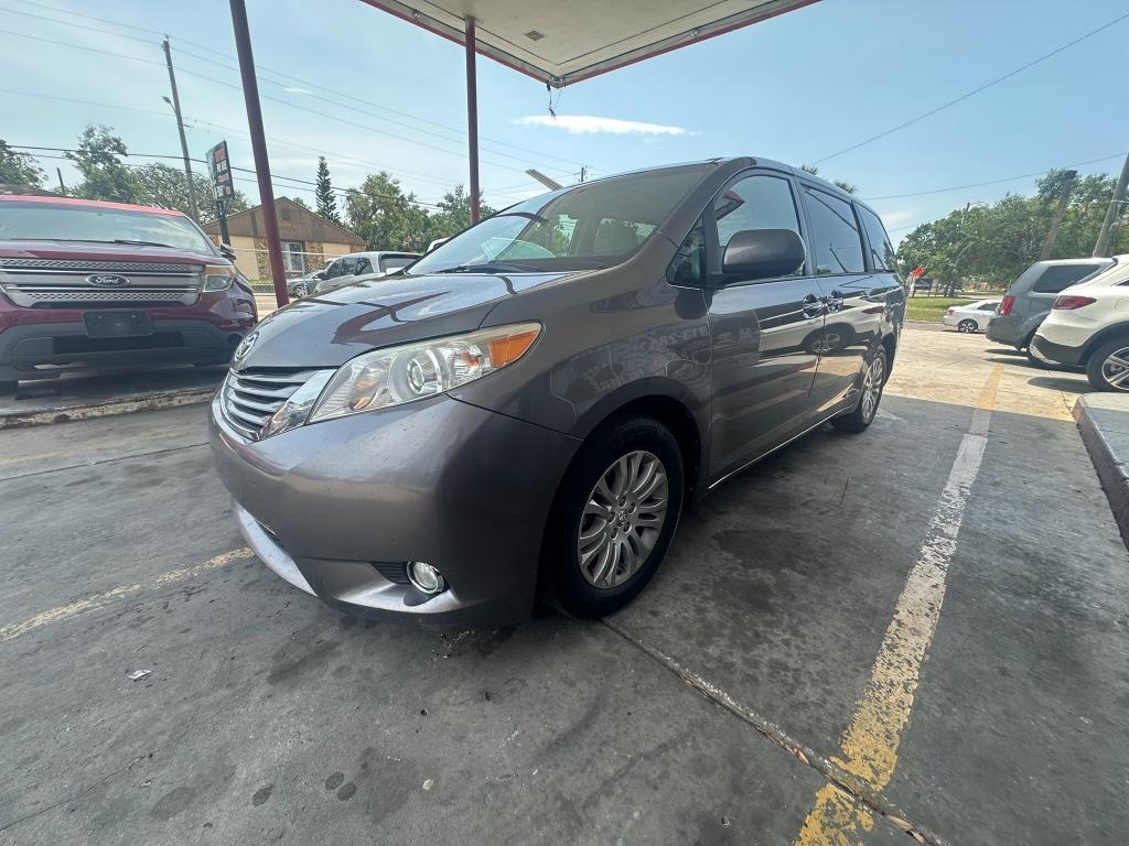 2017 Toyota Sienna