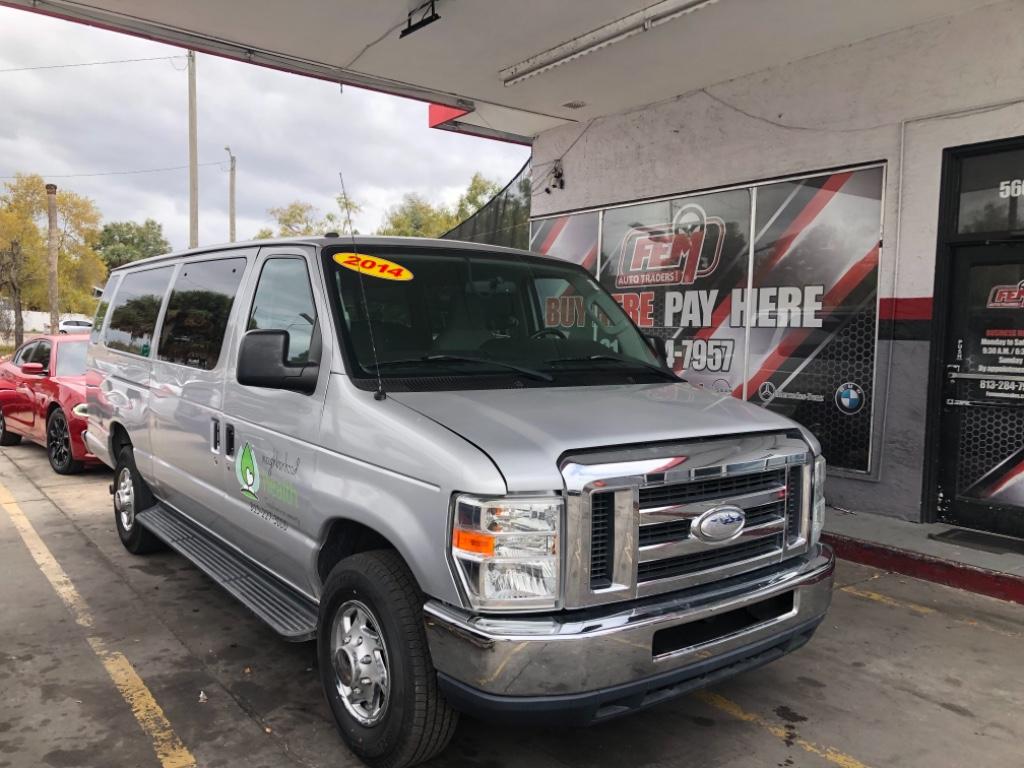2014 Ford E-Series Econoline Wagon XLT
