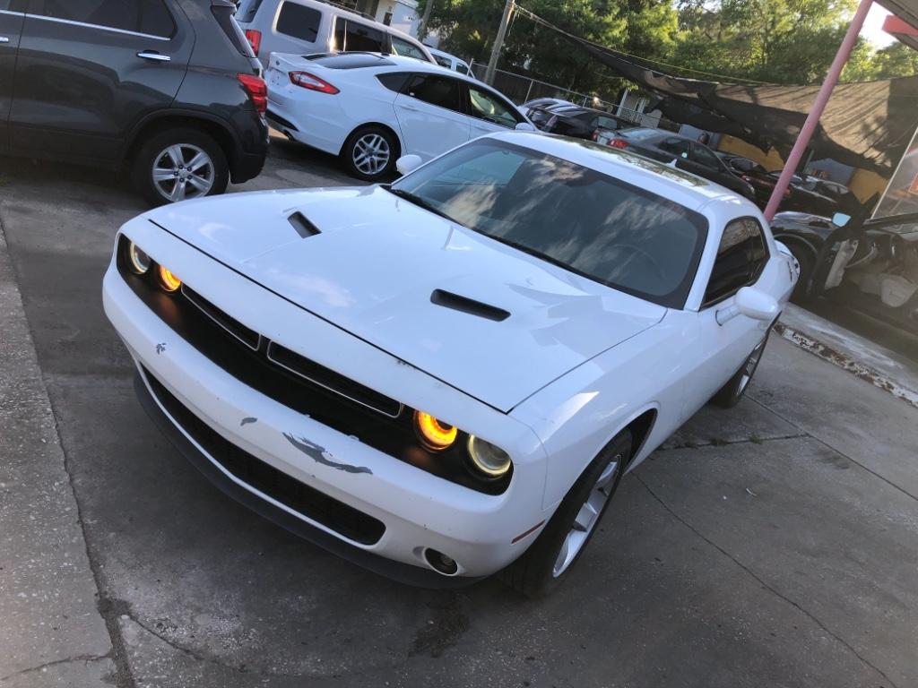 2015 Dodge Challenger SXT